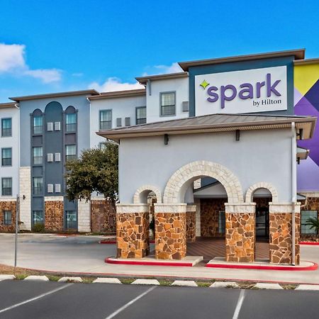 Spark By Hilton San Antonio Near Seaworld Экстерьер фото