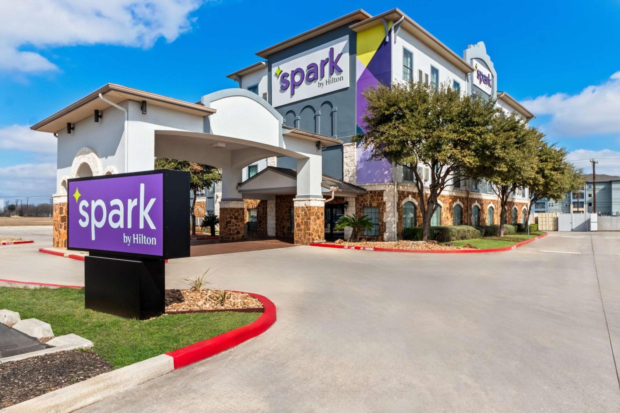 Spark By Hilton San Antonio Near Seaworld Экстерьер фото