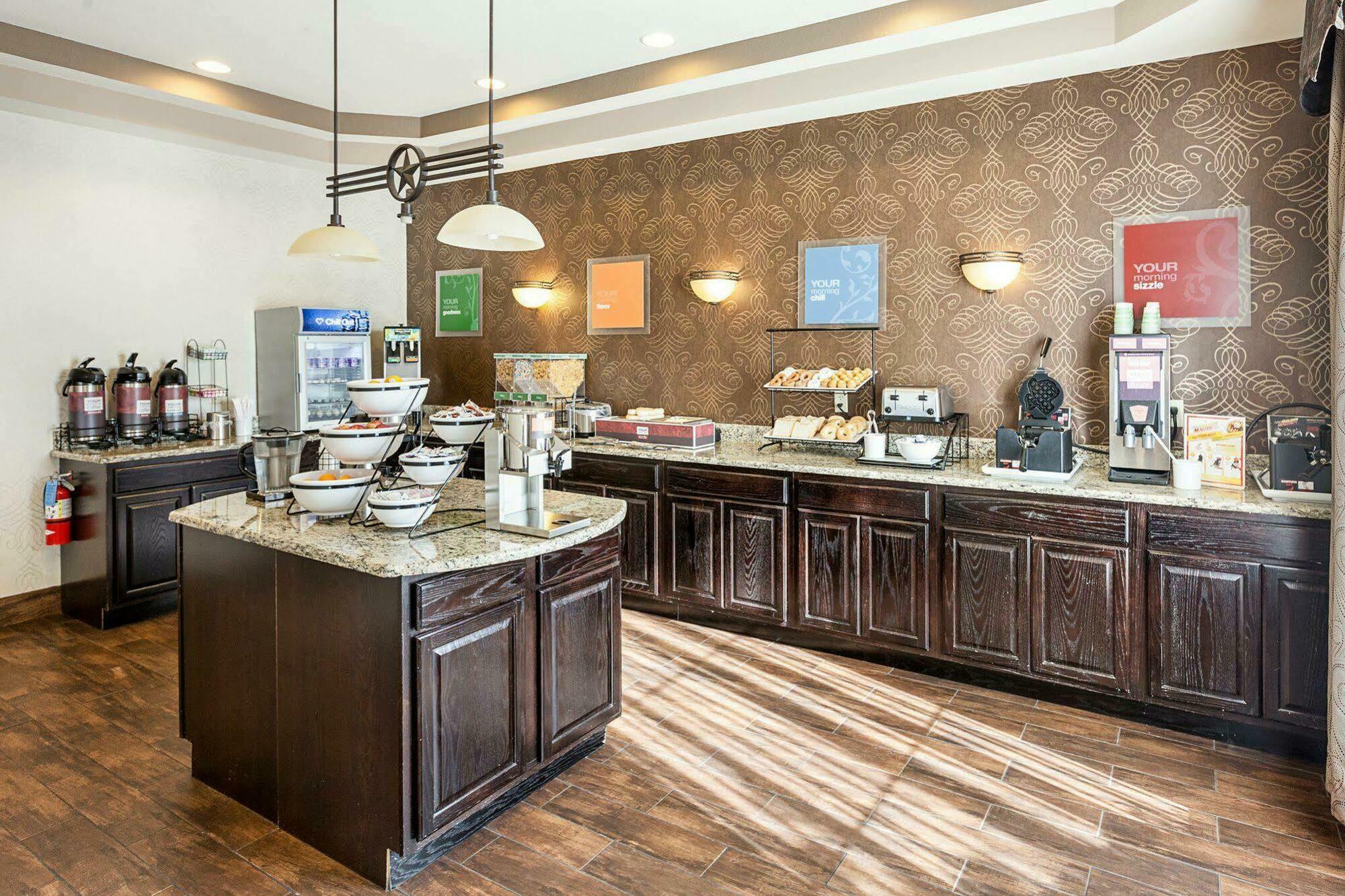 Spark By Hilton San Antonio Near Seaworld Экстерьер фото