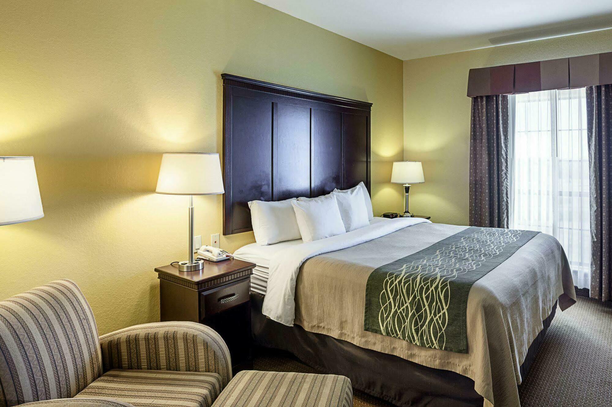 Spark By Hilton San Antonio Near Seaworld Экстерьер фото